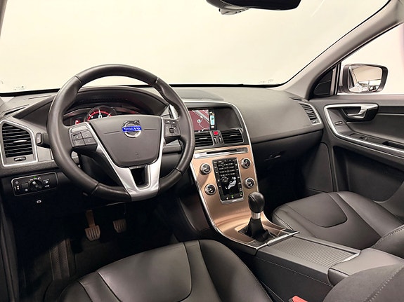 Volvo XC60 30 of 30