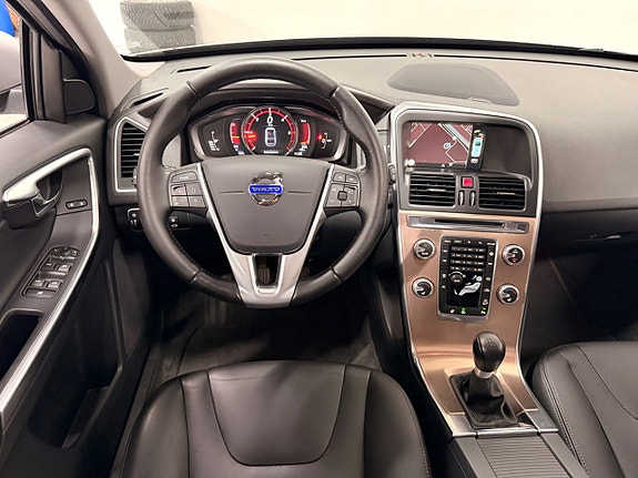 Volvo XC60 19 of 30