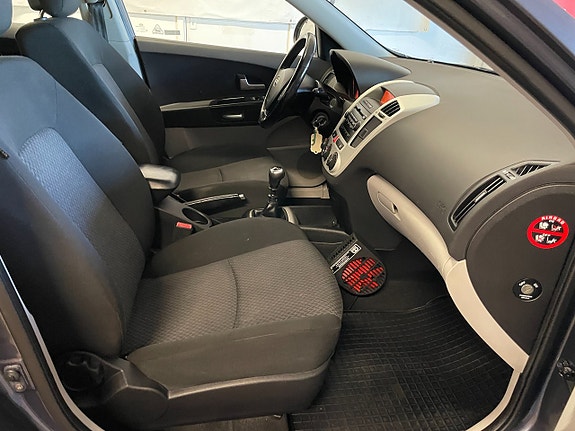 Kia Ceed 13 of 18