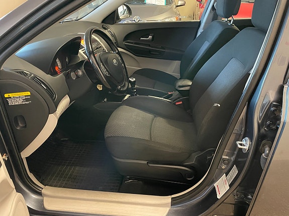 Kia Ceed 7 of 18