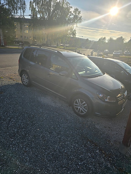 Volkswagen Touran 9 of 9
