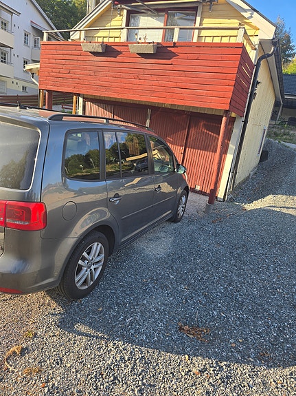 Volkswagen Touran 8 of 9