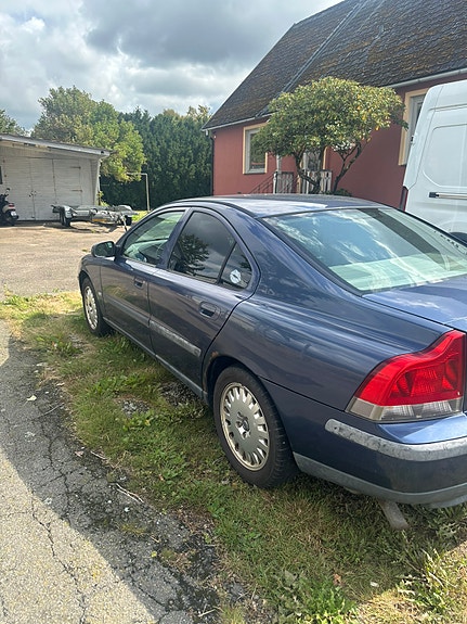 Volvo S60 4 of 7