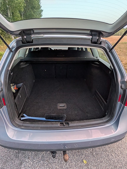 Volkswagen Passat 10 of 18