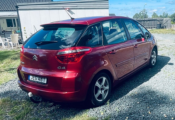 Citroen C4 Picasso 2 of 9