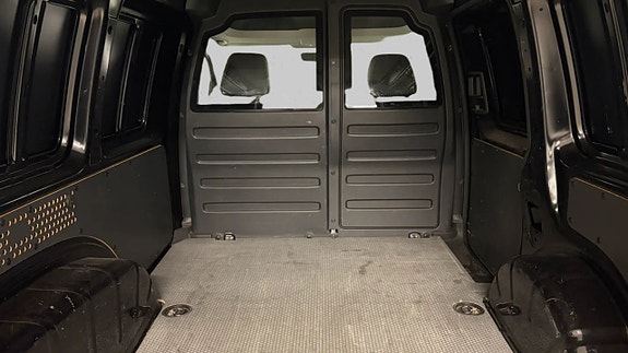 Volkswagen Caddy 12 of 14