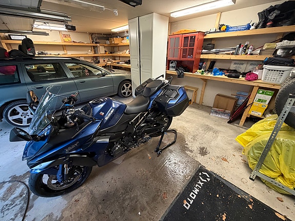 Suzuki GSX-S1000GT 2023 5 of 10