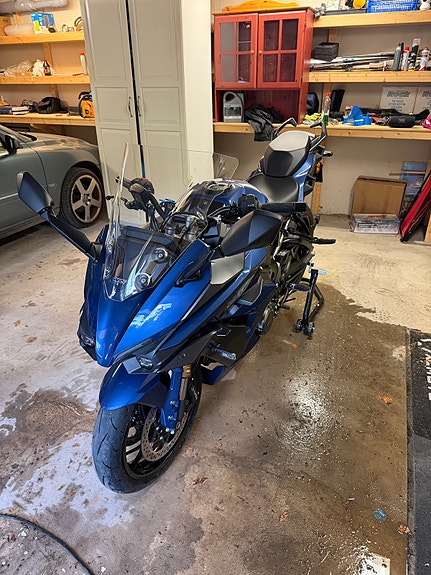 Suzuki GSX-S1000GT 2023 3 of 10