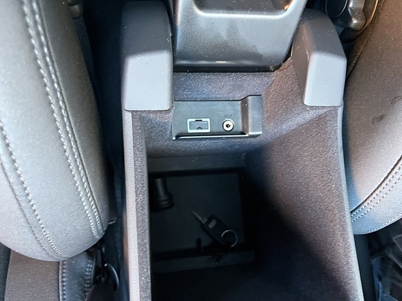 Volvo V60 18 of 23
