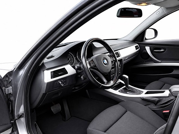 BMW 320d 9 of 11