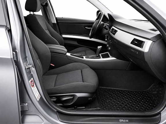 BMW 320d 11 of 11