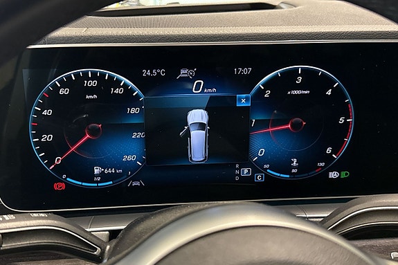 Mercedes-Benz GLS400 d 22 of 26
