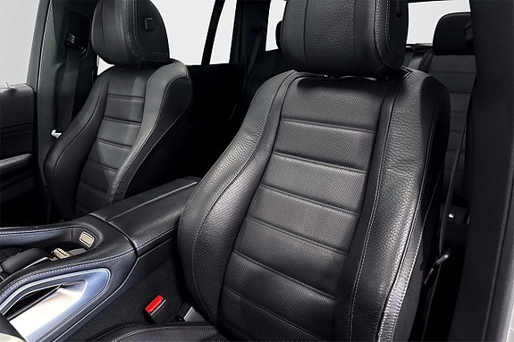 Mercedes-Benz GLS400 d 10 of 26