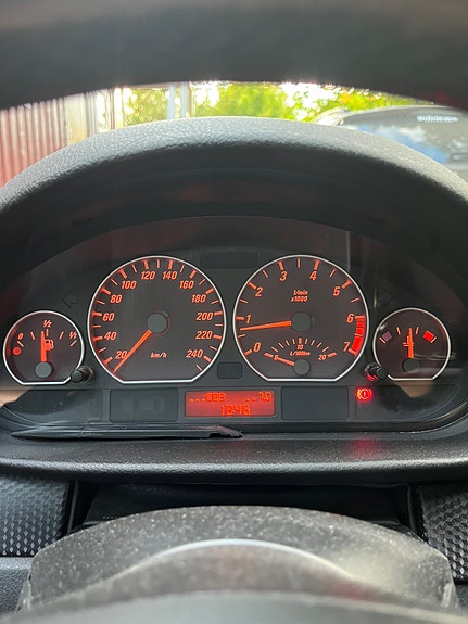 BMW 330Ci 6 of 7