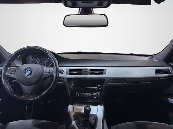 BMW 325i 12 of 24