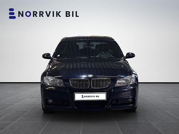 BMW 325i 2 of 24