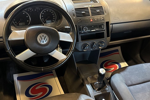 Volkswagen Polo 5 of 7