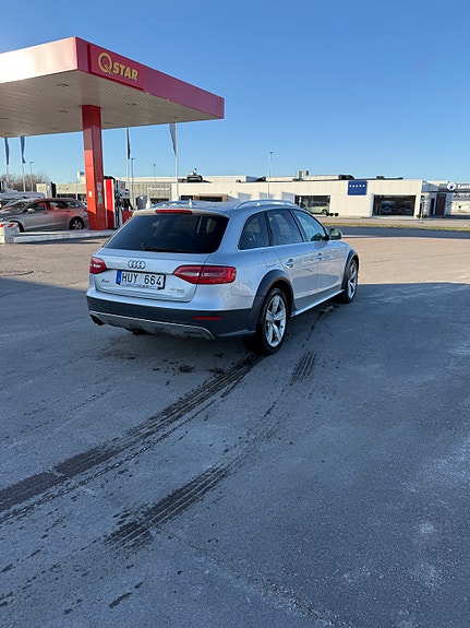 Audi A4 allroad 3 of 9
