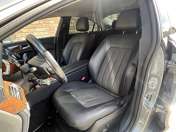 Mercedes-Benz CLS350 6 of 14