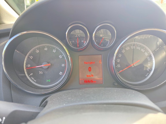 Opel Astra 14 of 20