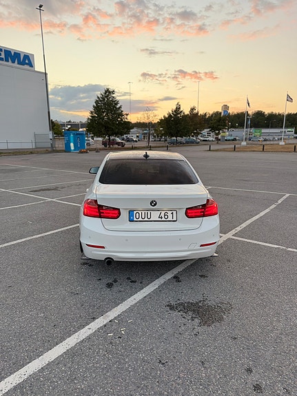 BMW 316d 5 of 6