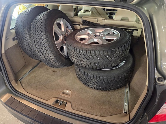 Volvo V70 14 of 21