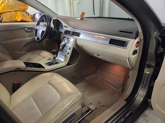 Volvo V70 20 of 21