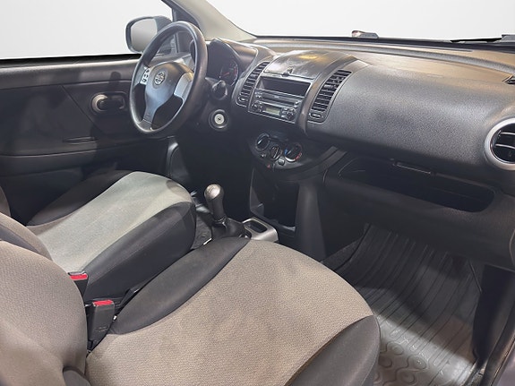 Nissan Note 19 of 25