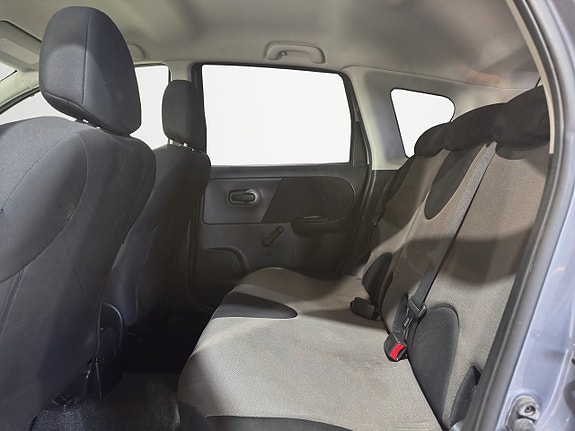 Nissan Note 18 of 25
