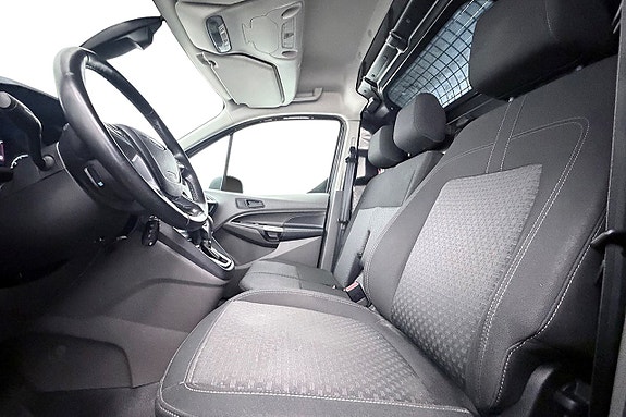 Ford Transit Connect 14 of 27
