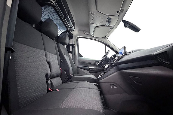 Ford Transit Connect 16 of 27