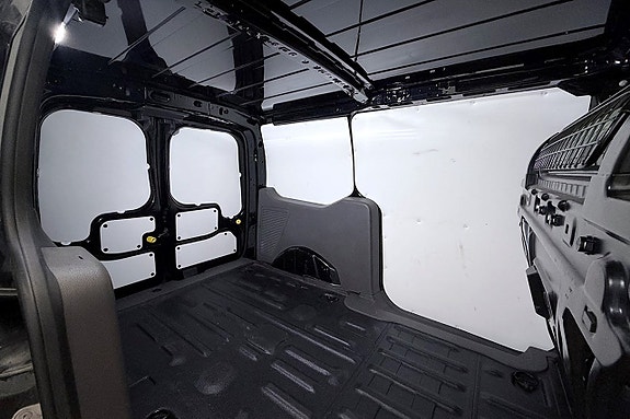 Ford Transit Connect 12 of 27