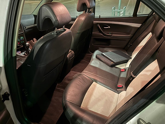 Saab 9-3 6 of 10