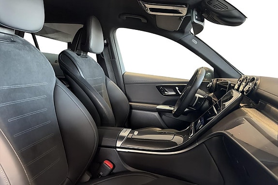 Mercedes-Benz GLC300 de 5 of 28