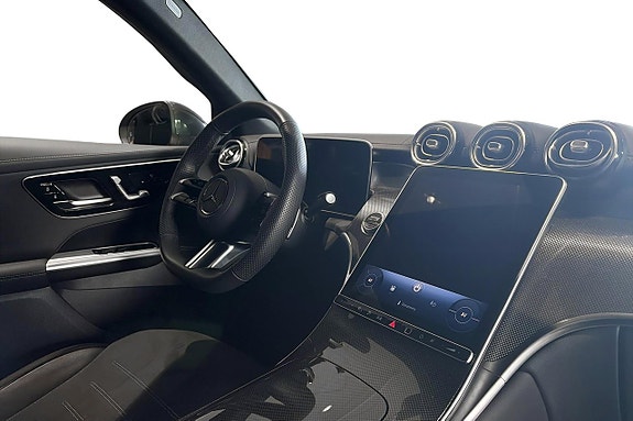 Mercedes-Benz GLC300 de 7 of 28