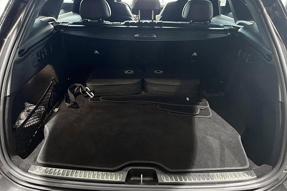 Mercedes-Benz GLC300 de 26 of 28