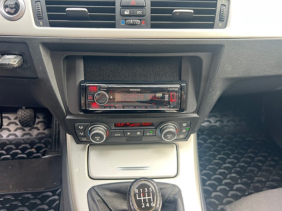 BMW 320d 11 of 12