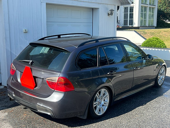 BMW 320d 5 of 12
