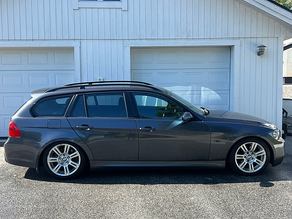 BMW 320d 6 of 12