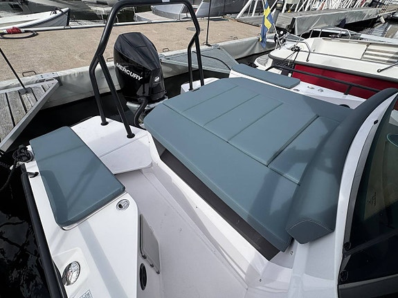 Axopar 28 AC | 2022 | Brabus Line 11 of 12