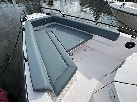 Axopar 28 AC | 2022 | Brabus Line 8 of 12