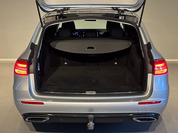 Mercedes-Benz E220 22 of 24