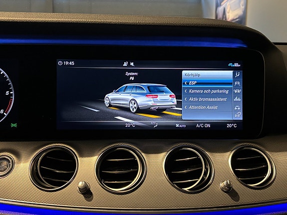 Mercedes-Benz E220 15 of 24