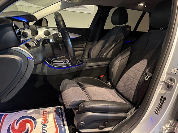 Mercedes-Benz E220 8 of 24