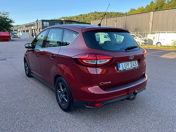 Ford C-Max 4 of 9