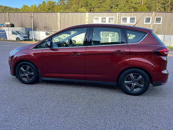 Ford C-Max 5 of 9