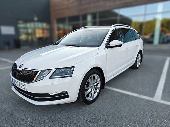 Skoda Octavia 3 of 12