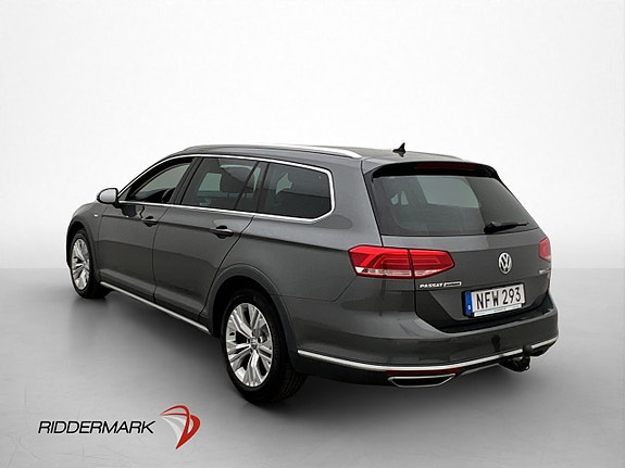 Volkswagen Passat Alltrack 5 of 30