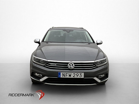 Volkswagen Passat Alltrack 2 of 30