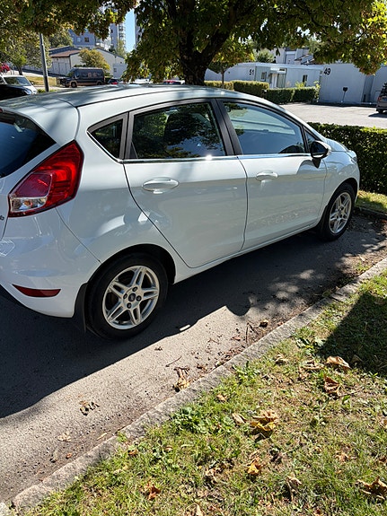Ford Fiesta 6 of 6